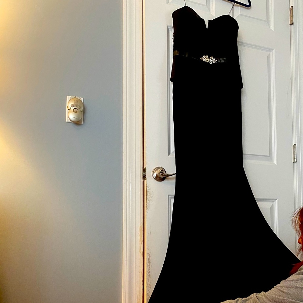 Formal LM by Mignon strapless black dress